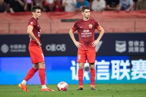 爱游戏官网关于今晚体能课后，山东泰山强势反弹备战意大利杯，目标明确，身体对抗强度拉满的信息