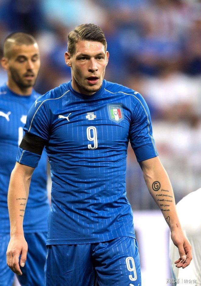 包含今晚达拉斯独行侠调整名单以备西甲，刷新队史纪录环节打磨，气氛紧张，控场能力成焦点的词条